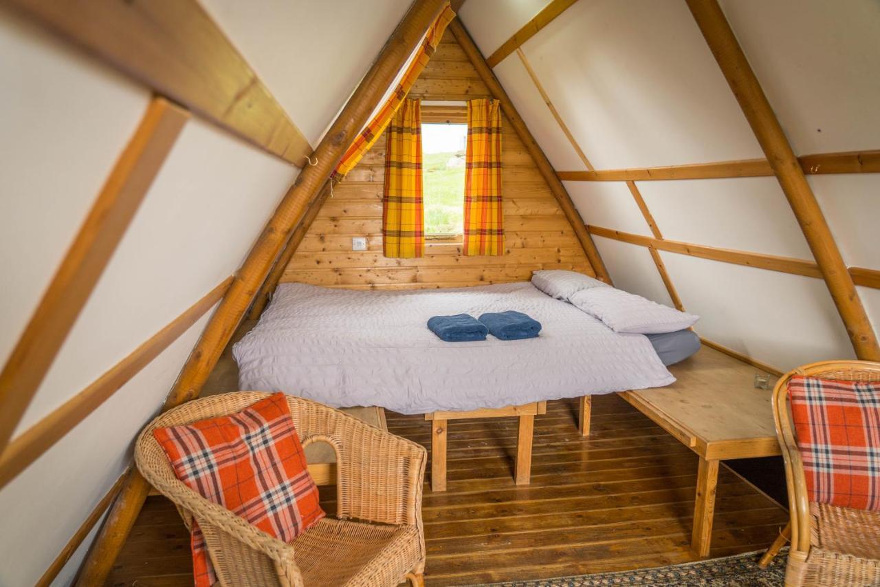 Shepherd'S Loch Glamping Turriff Ngoại thất bức ảnh
