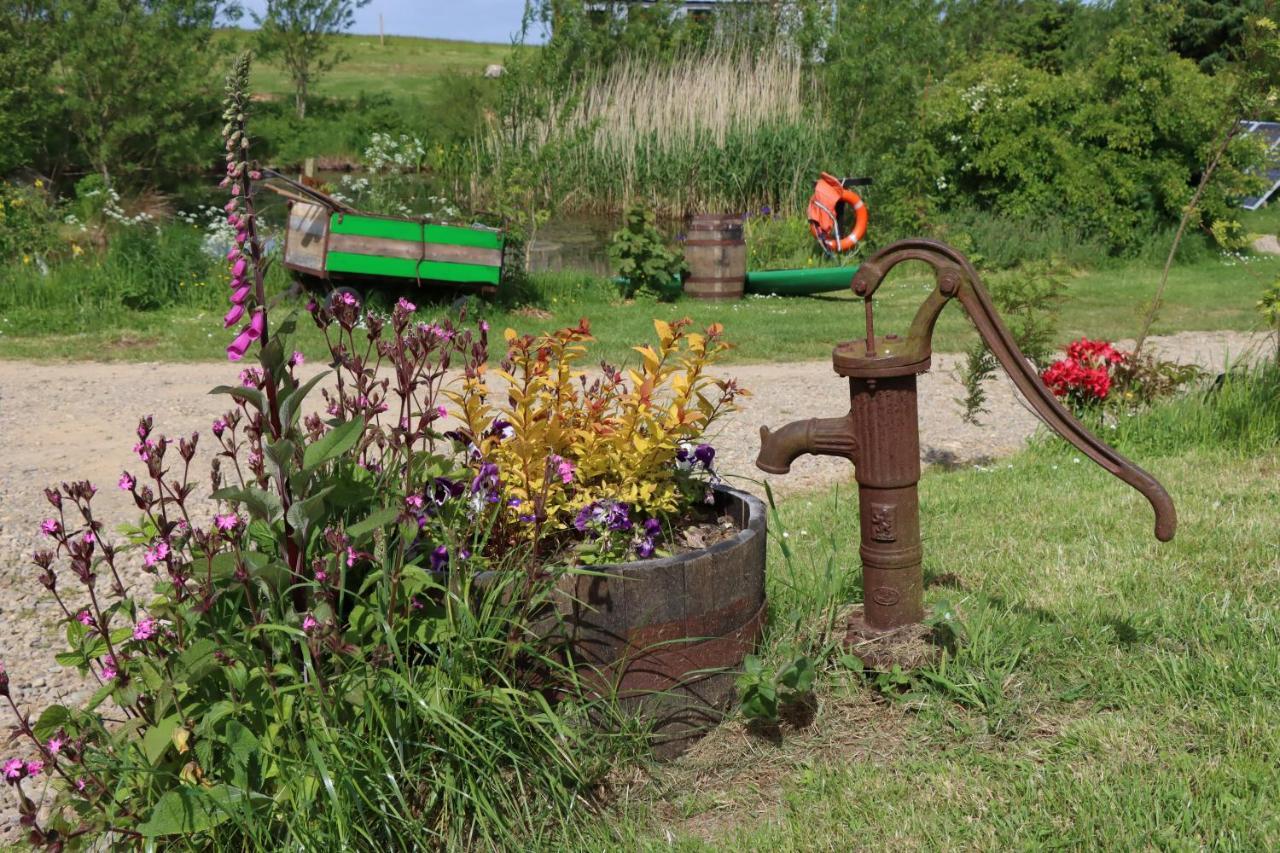 Shepherd'S Loch Glamping Turriff Ngoại thất bức ảnh