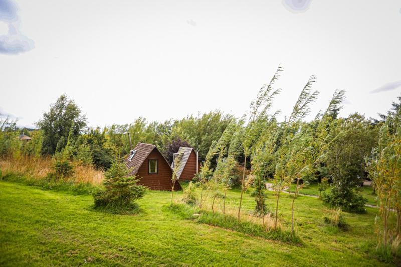 Shepherd'S Loch Glamping Turriff Ngoại thất bức ảnh